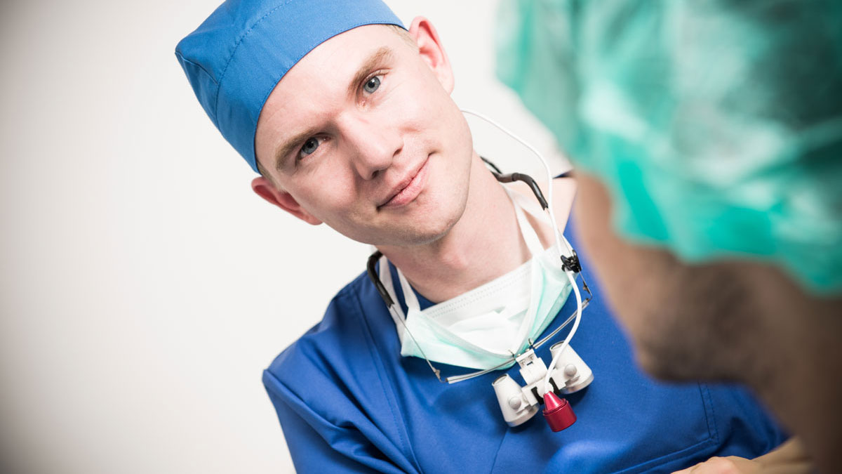 Herzlich willkommen im Namen des Teams der Fachzahnarztpraxis Dr. med. dent. Philipp Epe in Überlingen am Bodensee